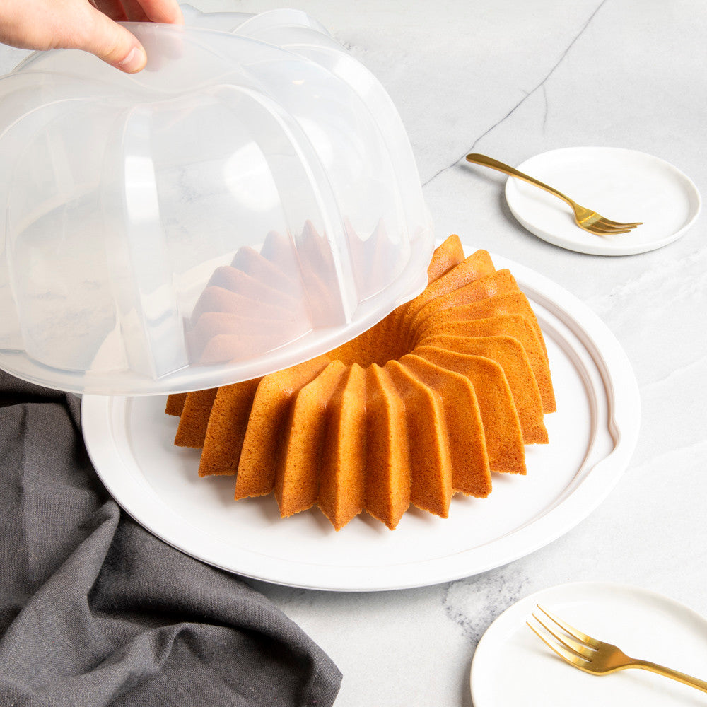 Bundt Cake Keeper White Nordic Ware