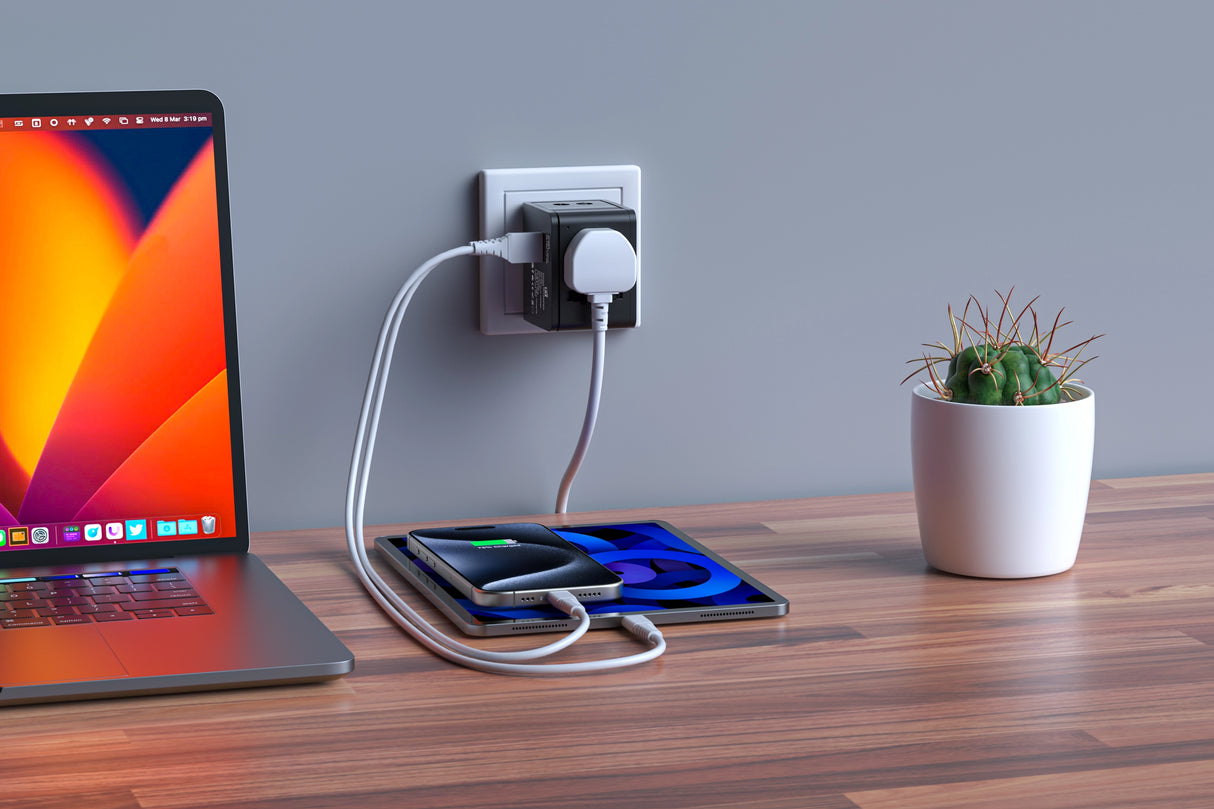 Travel Adapter USB-C 3.1A 5V and 1 USB
