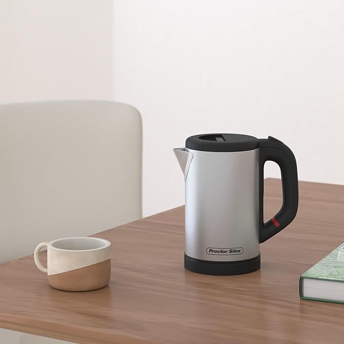 Compact Size Durable Kettle .5L Size Proctor Silex