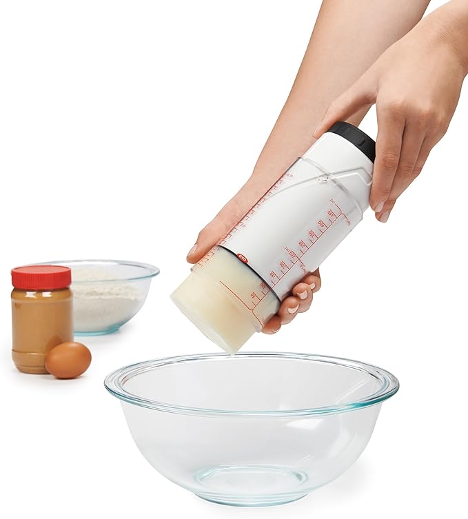 Adjustable Measuring Cup | 3.25 x 7.88 x 4.7 inches | 2-Cups | OXO