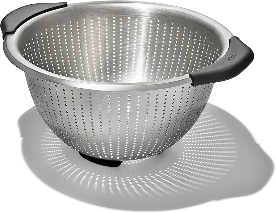 Stainless Steel Colander | 5QT Capacity | Silver | OXO