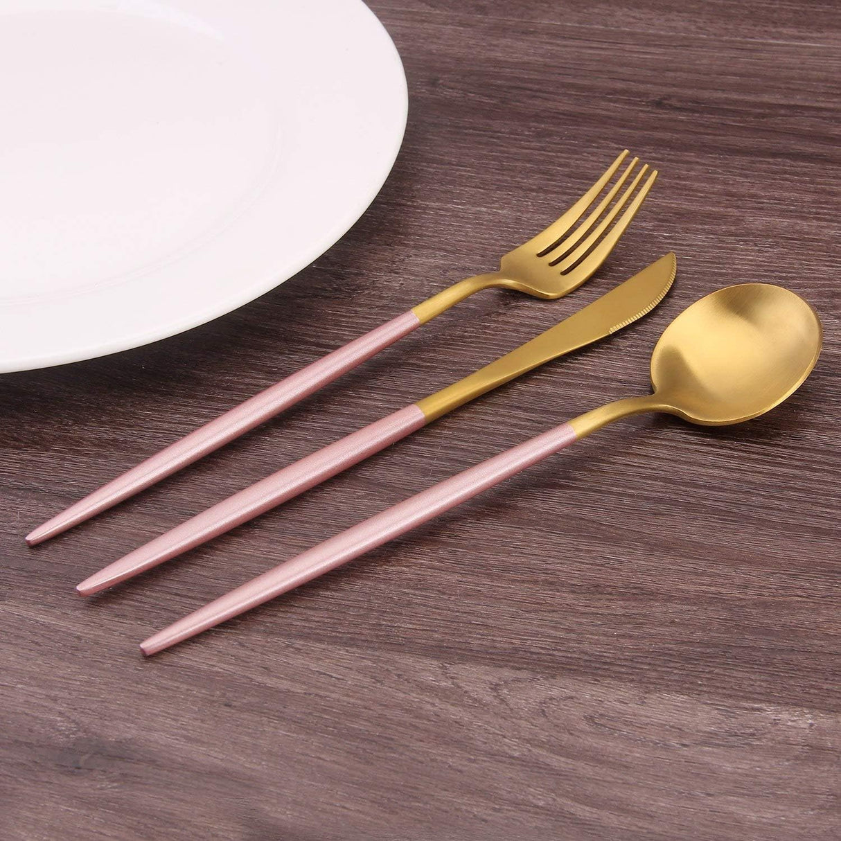 Flatware Set Pink/Gold | Designer Tableware | 20 pc | Vikko