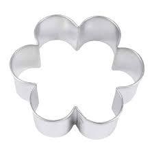 Scalloped Biscuit Cutter 2.5" R&M International