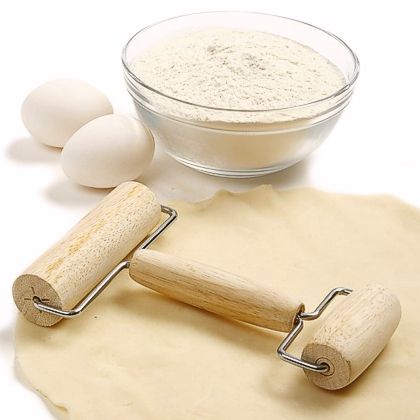 Pastry & Pizza Roller | 9 Inches | Beige | Model 3078 | Norpro