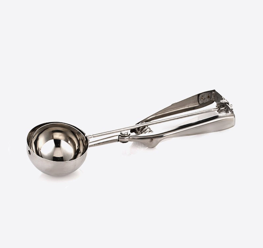 Stainless Steel Scooper 2.5oz 2.15" Millvado