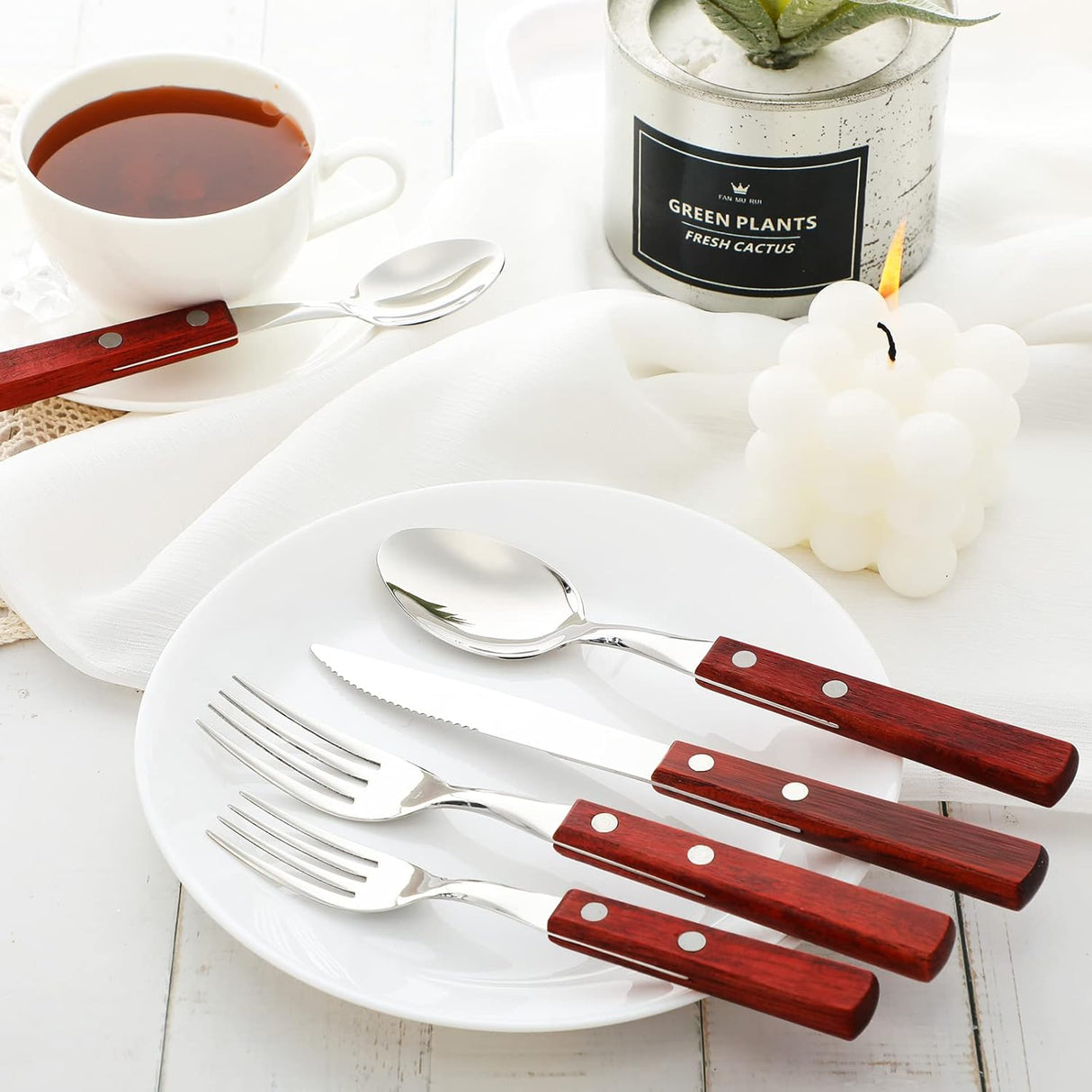 20pc Flatware Set Sequia | Cherry Wood | Stainless Steel | Holister