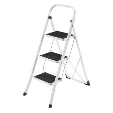 3 Step Ladder Wee's Beyond