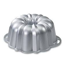 10-15 Cup Bundt Cake Pan Nordic ware