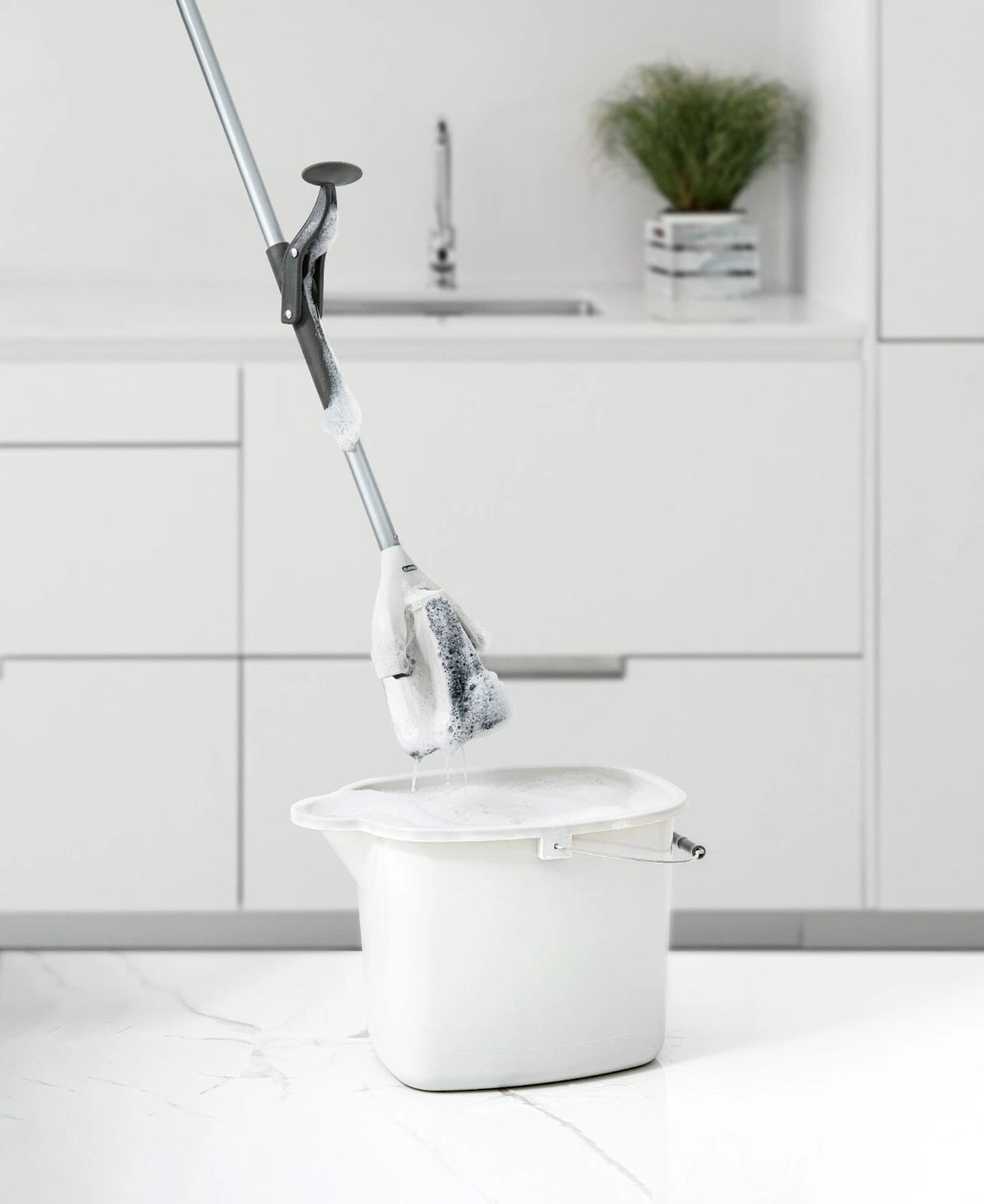 Superio Microfiber Self-Wring Mop | Washable Pad